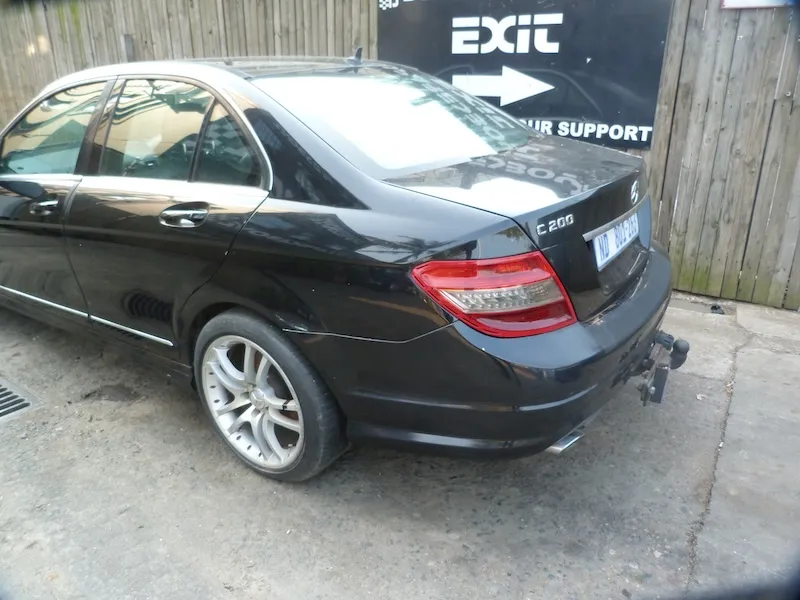2009 Mercedes-Benz C-Class  view 6