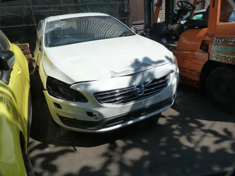 2015 Volvo S60 B4154T view 2