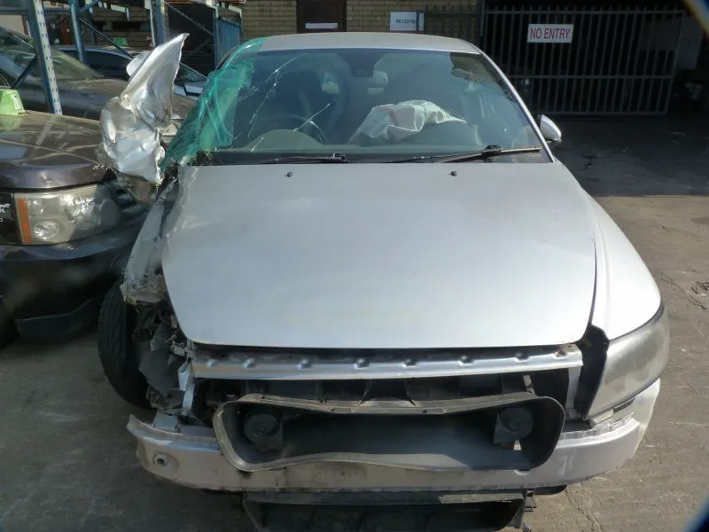 2004 Volvo S40 B420453 view 2