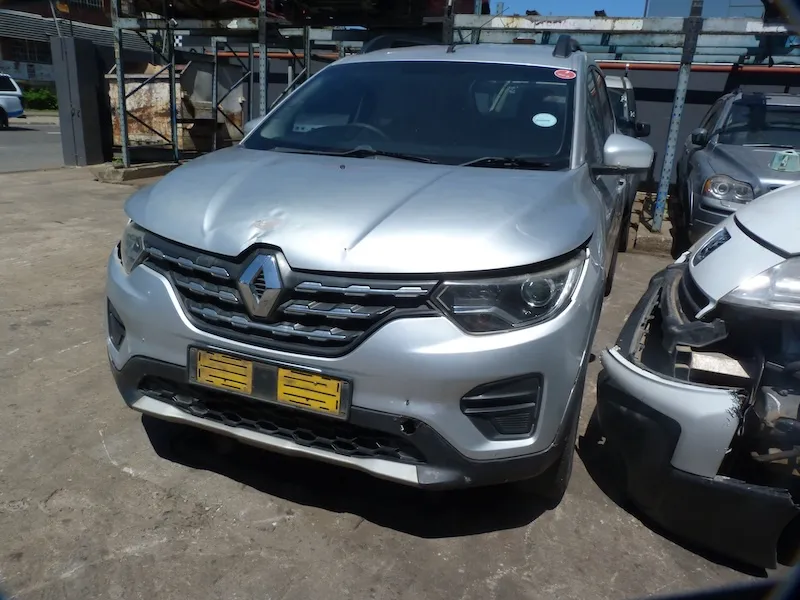 2023 Renault Triber B4DA view 6