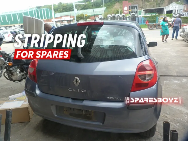 2004 Renault Clio K4M view 6