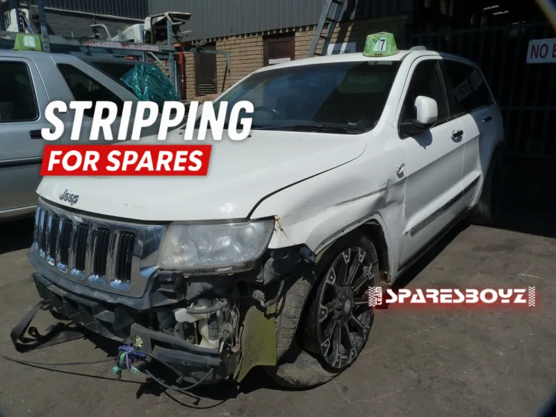 2011 Jeep Grand Cherokee view 2