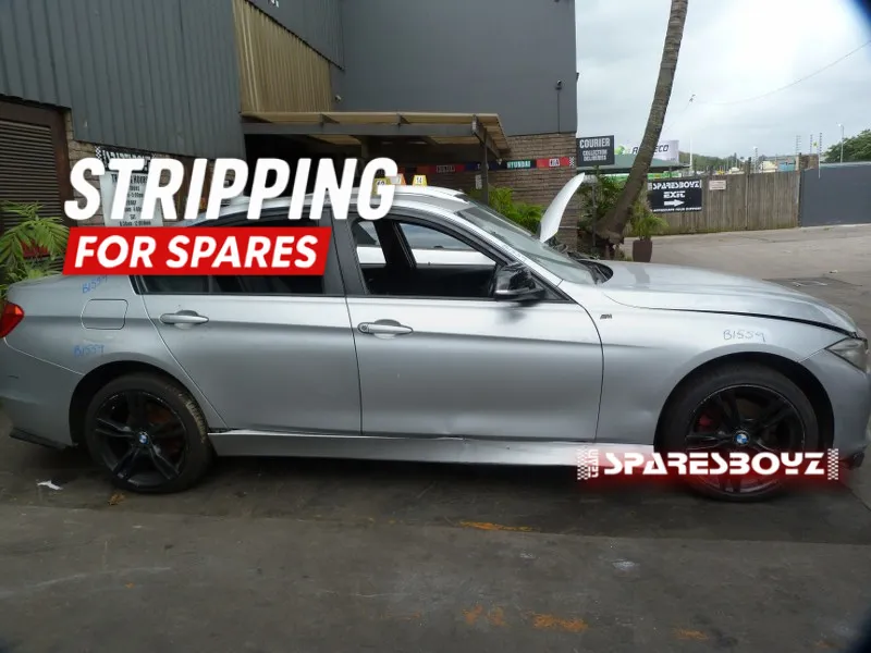 2015 BMW 3 Series N20 view 3