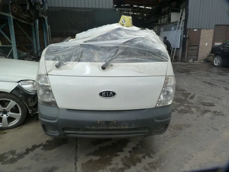 2008 Kia K-Series Pick-Up  view 3
