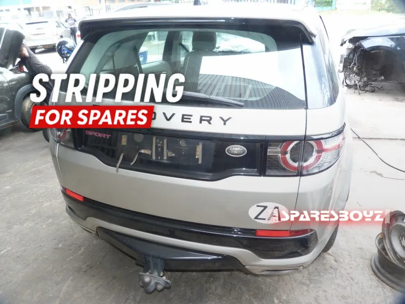 2017 Land Rover Discovery Sport  view 4