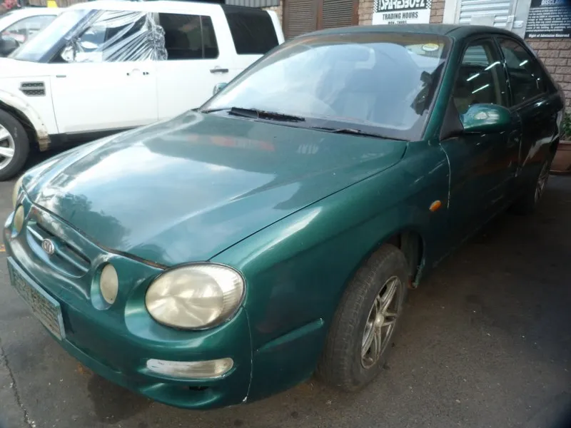 2000 Kia Shuma  view 5