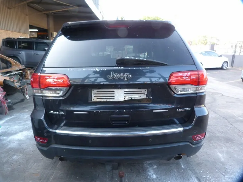 2013 Jeep Grand Cherokee  view 6