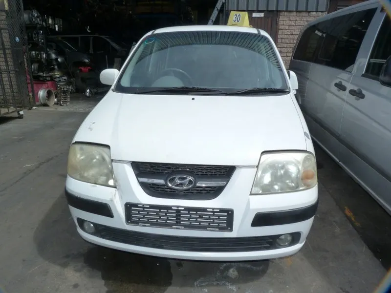 2005 Hyundai Atos view 3