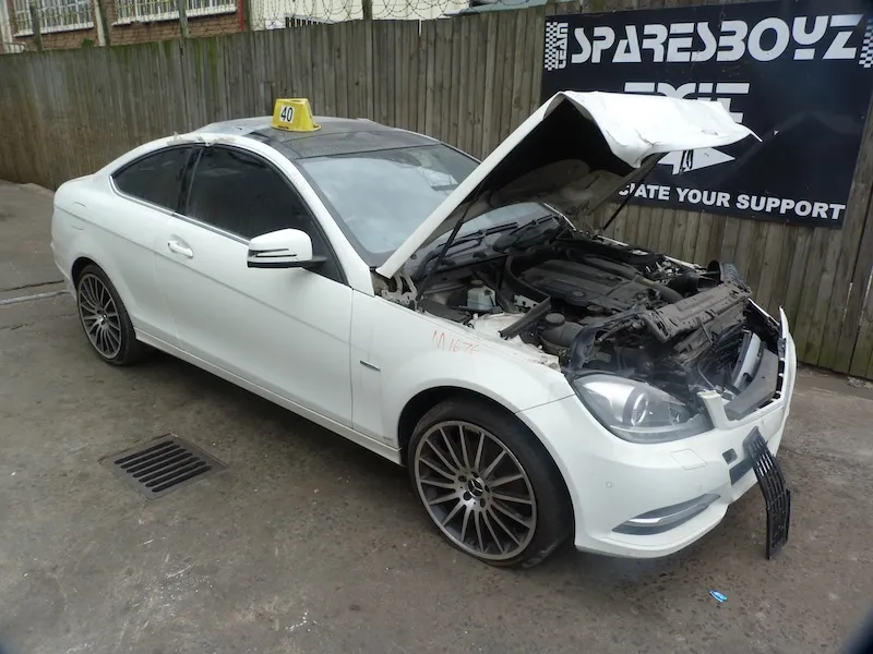 2012 Mercedes-Benz C-Class 2718 view 2