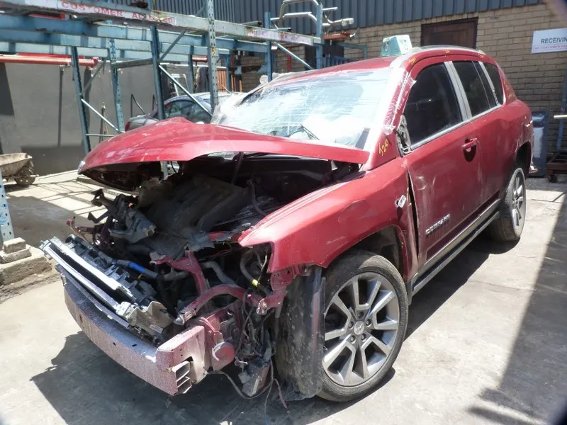 2014 Jeep Compass  view 2