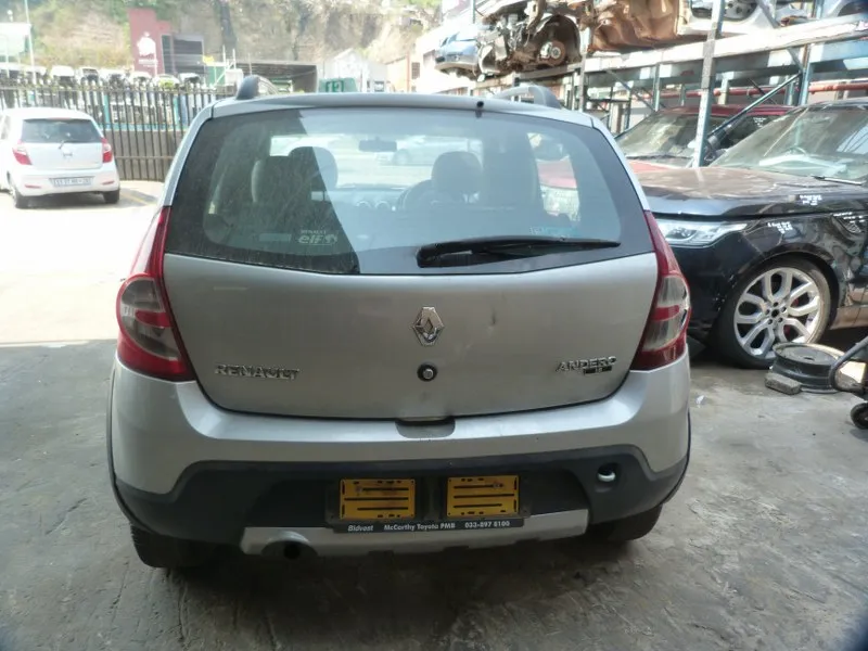 2013 Renault Sandero view 6