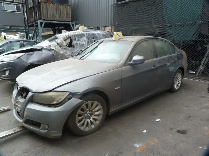 2009 BMW 3 Series N47 view 4