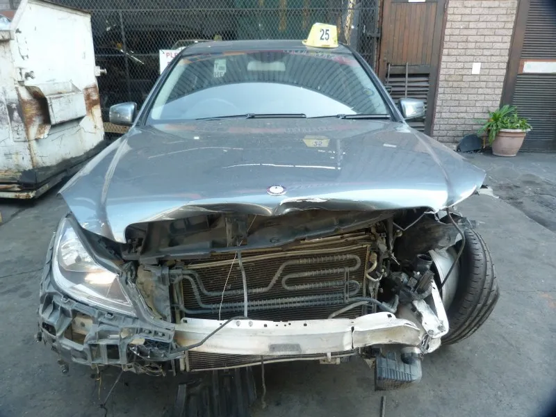2011 Mercedes-Benz C-Class 2718 view 2