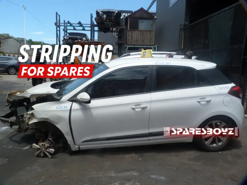 2015 Hyundai i20 view 3