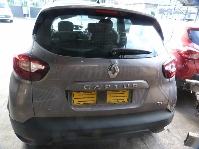2019 Renault Captur  view 5