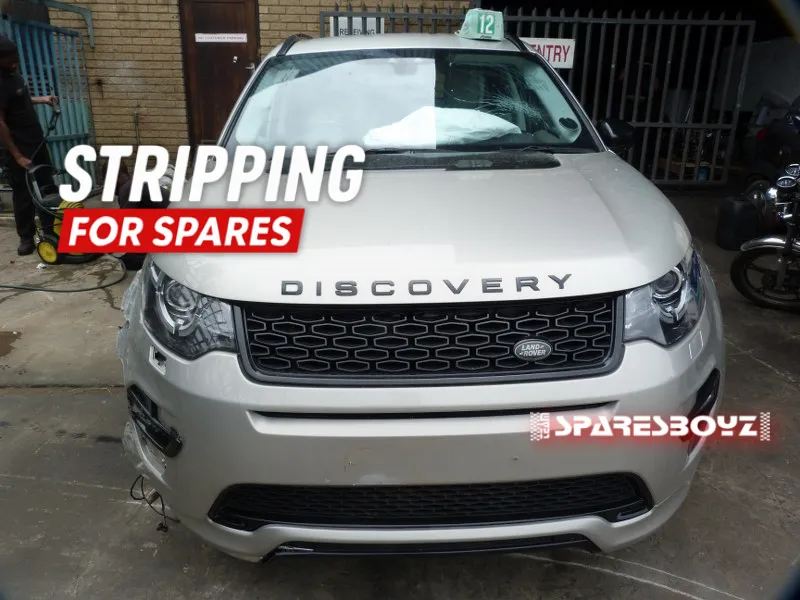 2017 Land Rover Discovery Sport  view 3