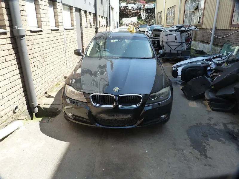 2009 BMW 3 Series N47 view 2