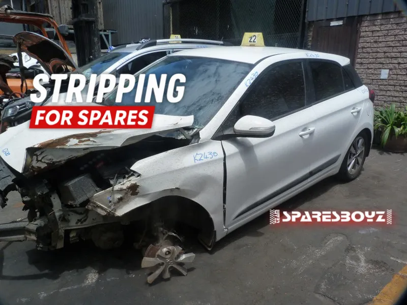 2015 Hyundai i20 G4LC view 4