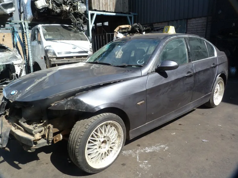 2008 BMW 3 Series N52N view 4