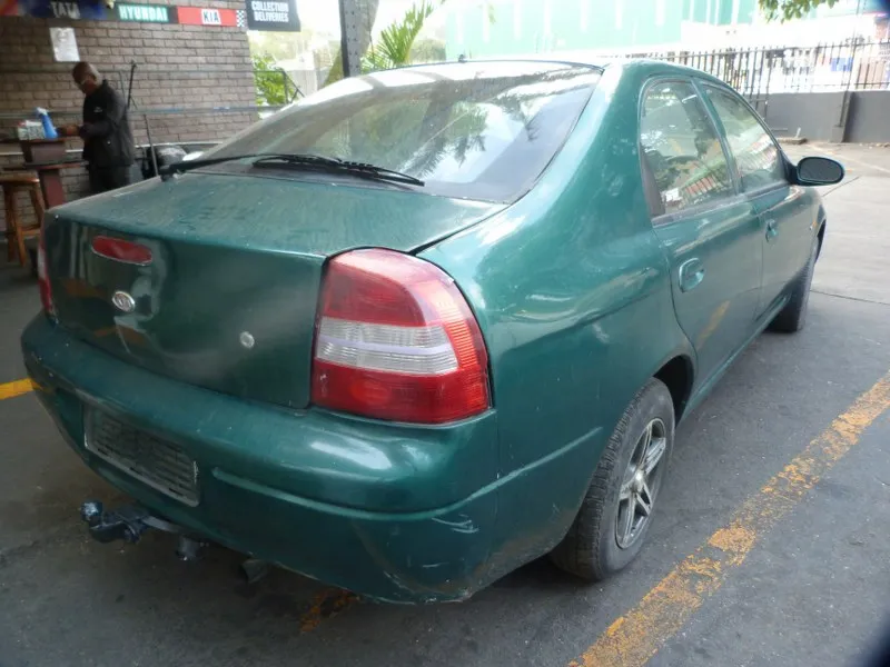 2000 Kia Shuma  view 7