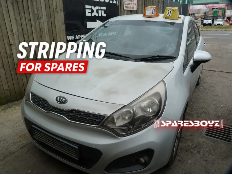 2012 Kia Rio G4FA view 1