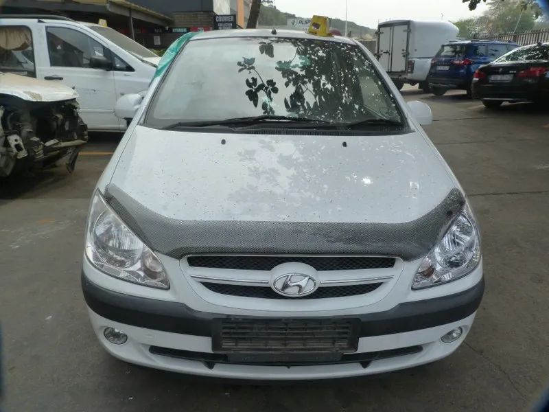 2008 Hyundai Getz view 2
