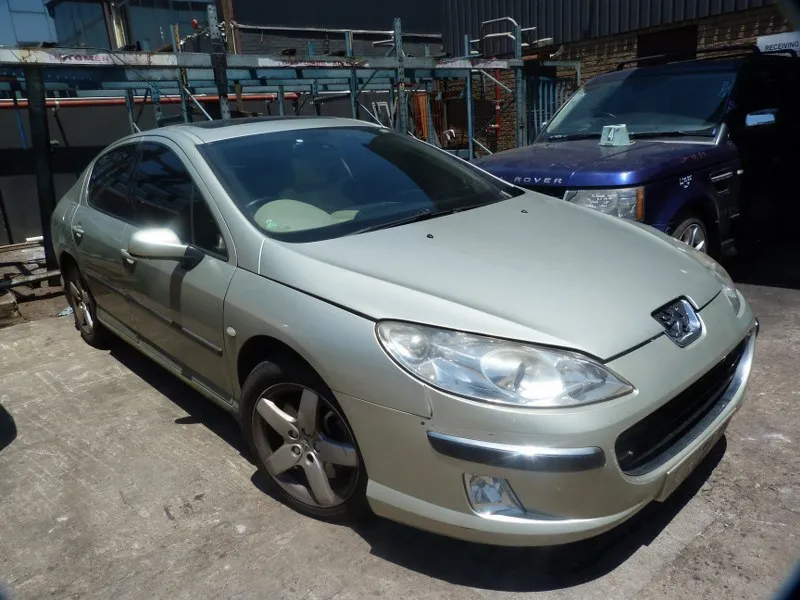 2004 Peugeot 407 10FJ view 4