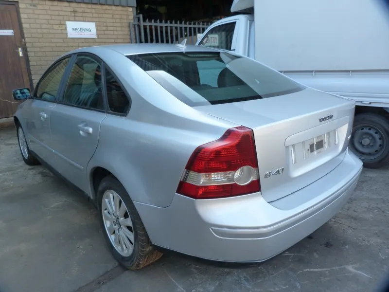 2006 Volvo S40  view 6