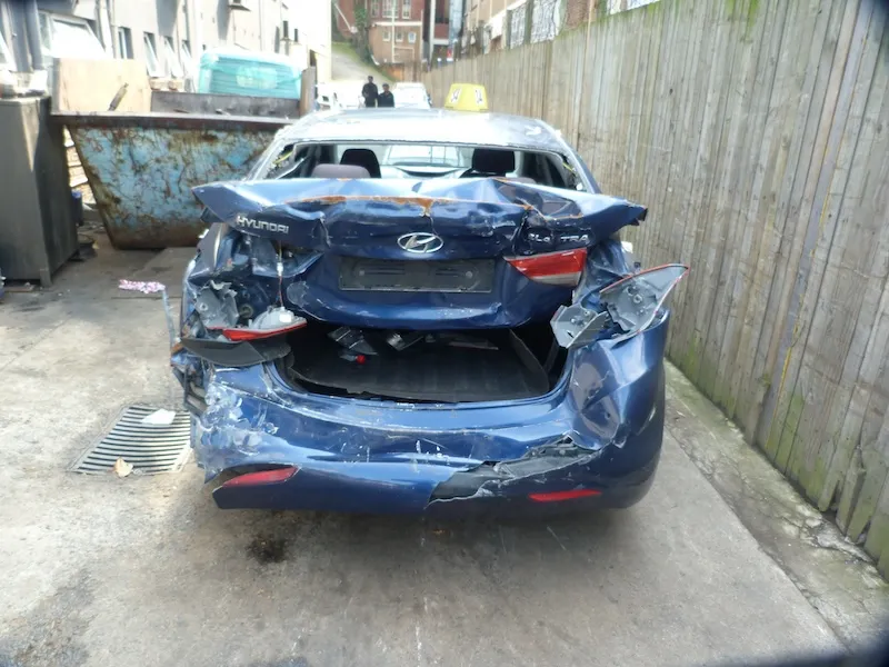 2013 Hyundai Elantra G4NB view 4
