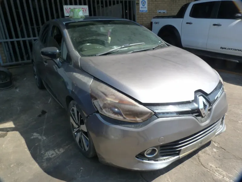 2016 Renault Clio view 5