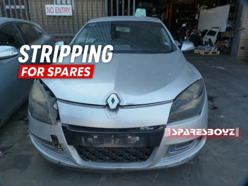 2013 Renault Megane H4J view 1