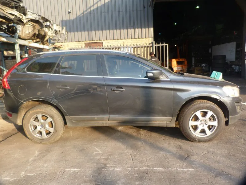 2011 Volvo XC60 B42047 view 3
