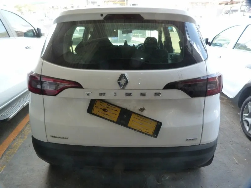 2021 Renault Triber view 4