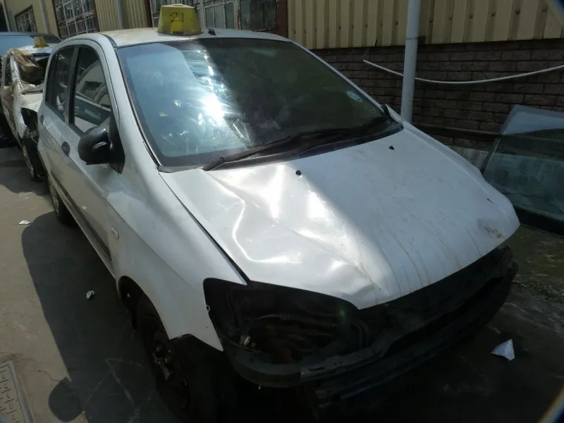 2005 Hyundai Getz view 3