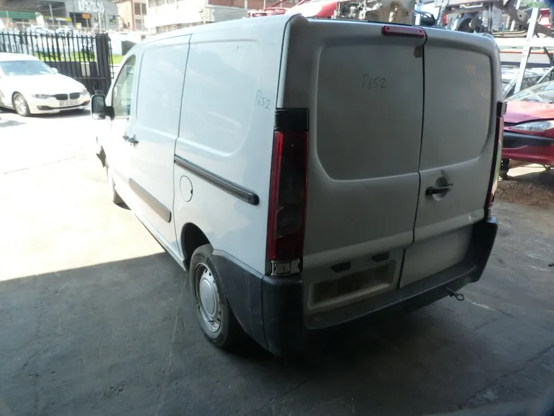2013 Peugeot Expert  view 5