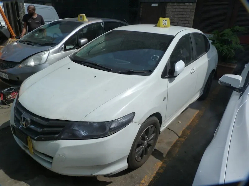 2013 Honda Ballade L15A7 view 3