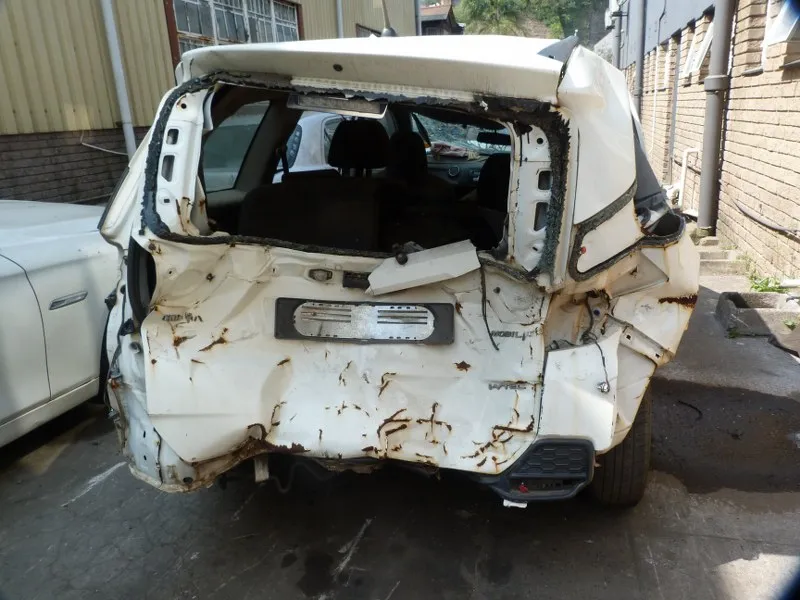 2015 Honda Mobilio view 5