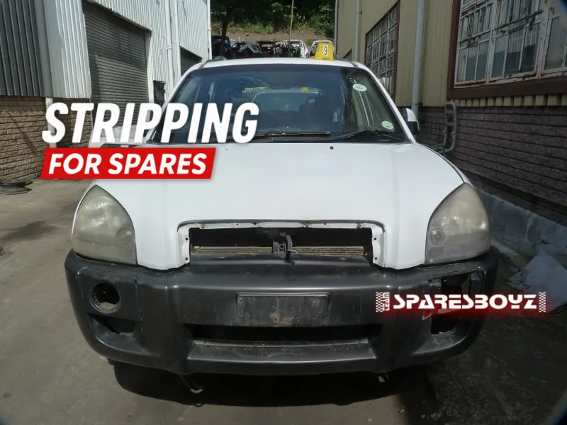 2006 Hyundai Tucson G4GC Stripping For Spares