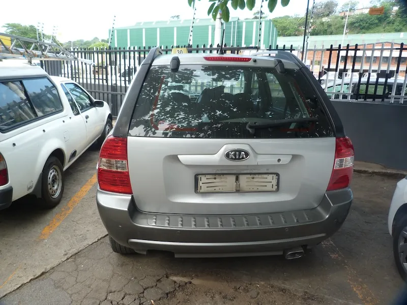 2008 Kia Sportage G4GC view 2