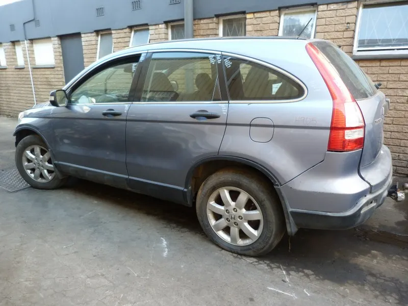 2007 Honda CR-V R20A1 view 4