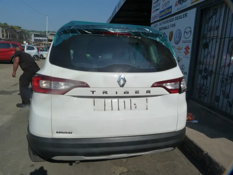 2021 Renault Triber  view 5
