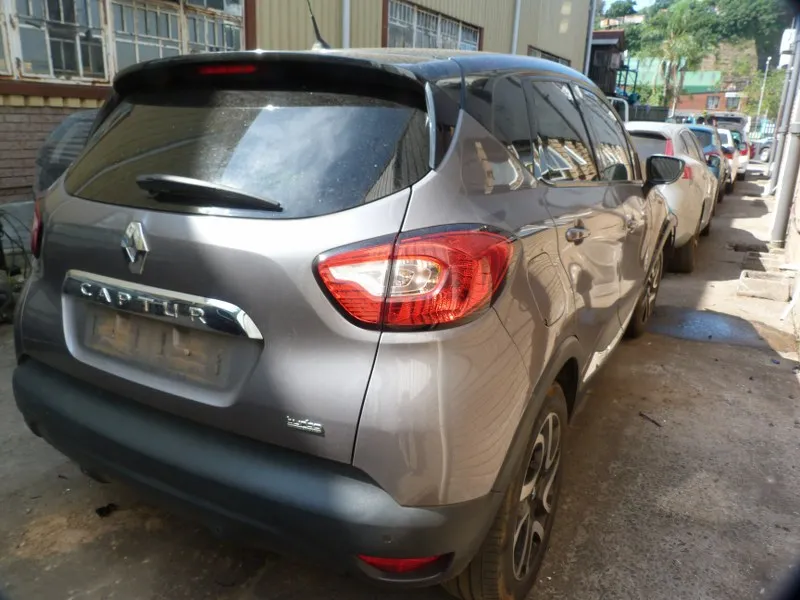 2016 Renault Captur H4B view 7