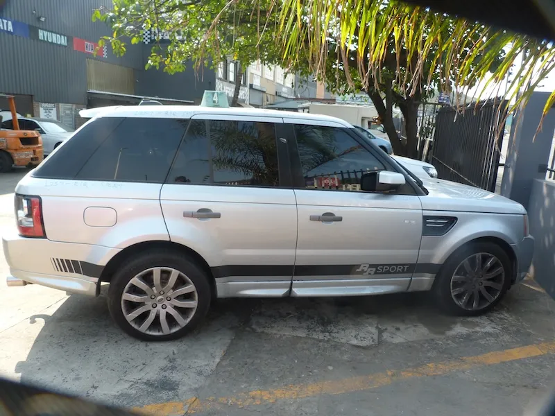 2008 Land Rover Range Rover  view 5