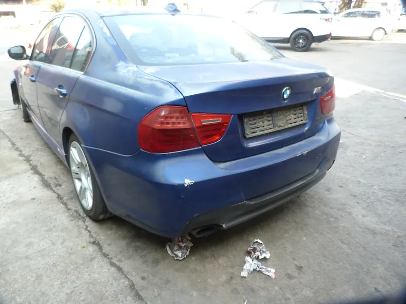 2010 BMW 3 Series N46N view 6