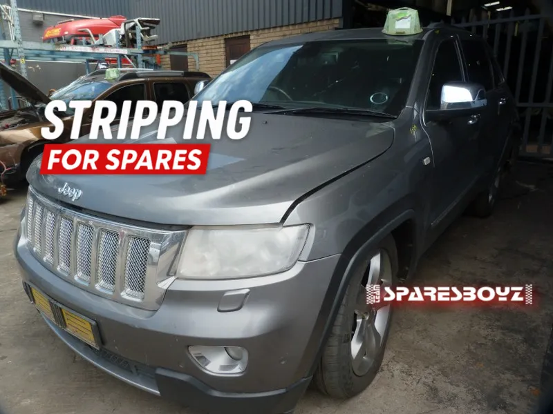 2012 Jeep Grand Cherokee  view 5