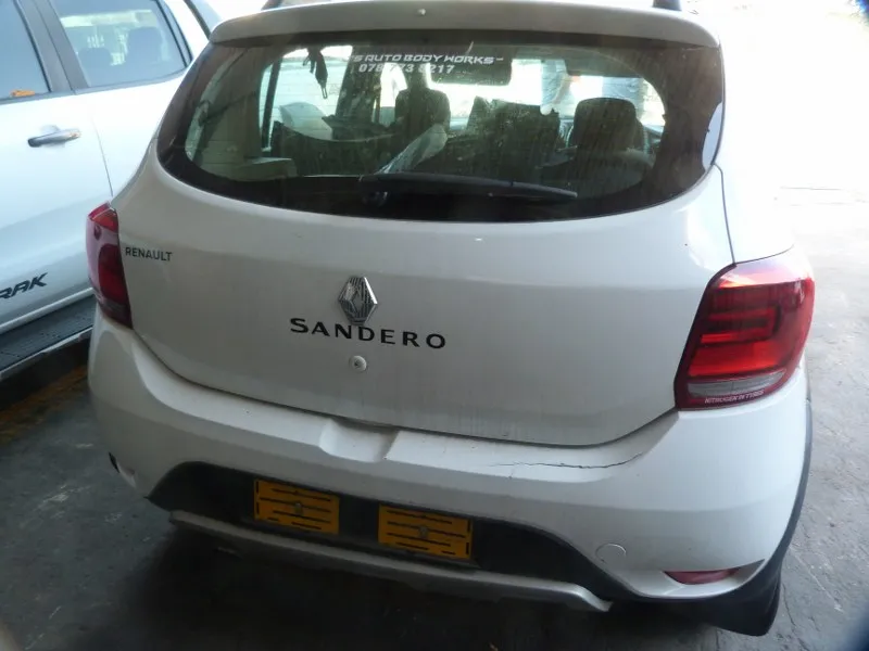 2019 Renault Sandero H4BA view 5