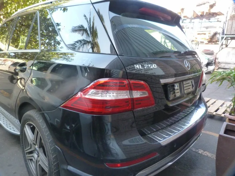 2013 Mercedes-Benz ML 651 view 6