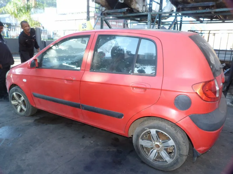 2009 Hyundai Getz G4EE view 6
