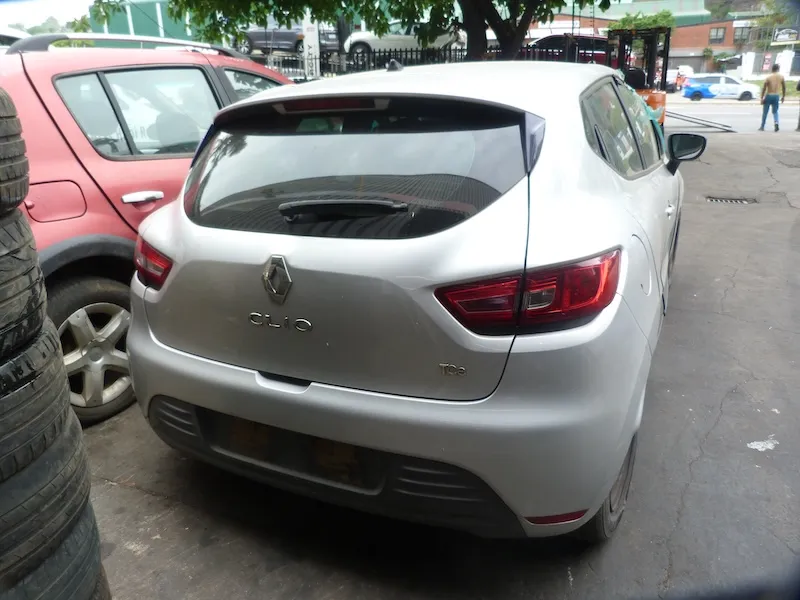 2018 Renault Clio  view 2