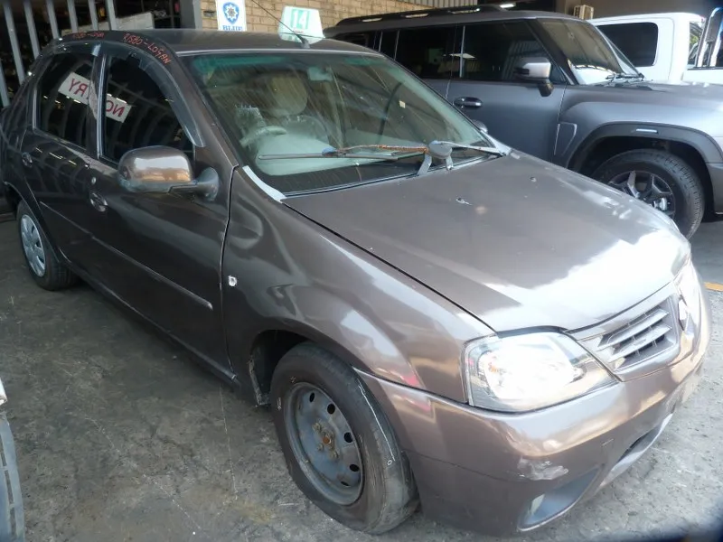 2010 Renault Logan K7M view 9